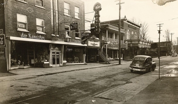 Cinéma Laurier Source : Collection Hélène Labrecque