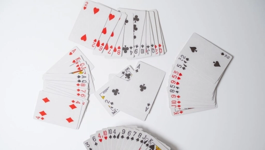 Jeu de cartes whist militaire
