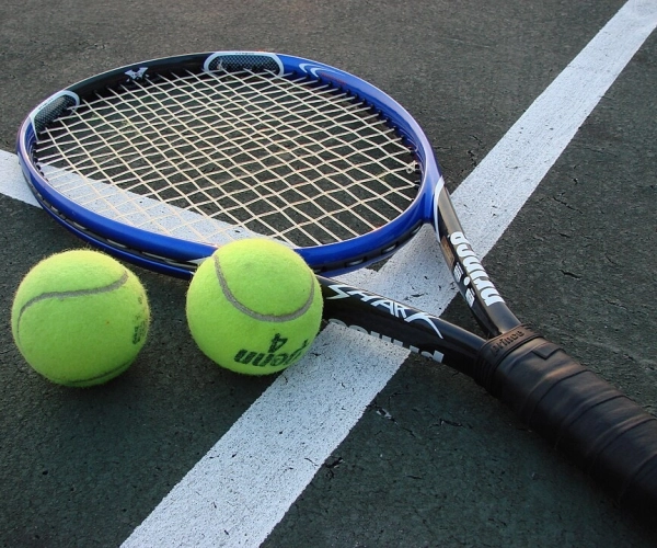 Tennis